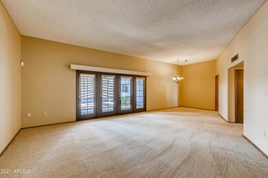 17446 N Boswell Blvd, Sun City, AZ 85373 - photo 7