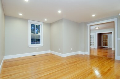 138 East St, Sharon, MA 02067 - photo 5