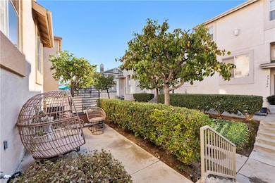 23138 Colony Park Dr, Carson, CA 90745 - photo 3