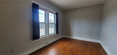 30 Middleton Ave unit 2, Newport, RI 02840 - photo 2