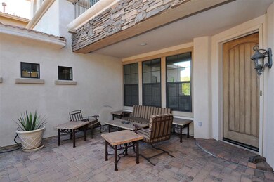 002_Courtyard