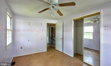 15757 Pointer Ridge Dr, Bowie, MD 20716 - photo 4