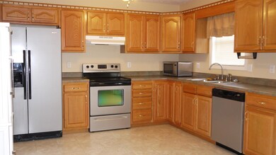 1425 Hills Chapel Rd, Manchester, TN 37355 - photo 5