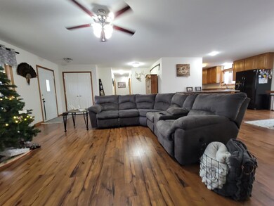 103 Spruce Park Dr, Potosi, WI 53820 - photo 5