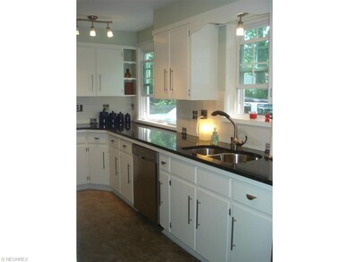Bright Kitchen includes all appliances!