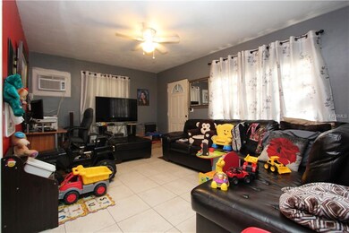 Unit 5103 Living Room