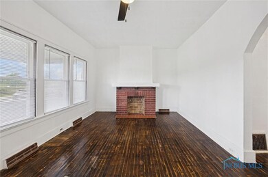 634 Spencer St, Toledo, OH 43609 - photo 7