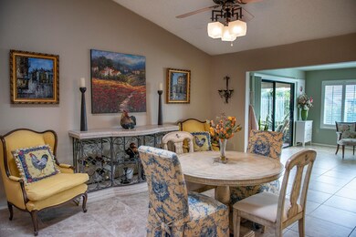 AZ Family/Dining Room