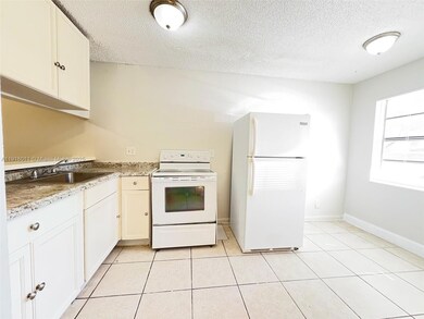 4022 Lakeside Dr unit 4022, Tamarac, FL 33319 - photo 2