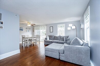 31 Lantern Ln unit 8, Dracut, MA 01826 - photo 3