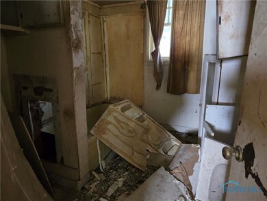 1338 Pinewood Ave, Toledo, OH 43607 - photo 7