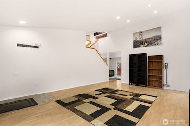 2632 NE 24th Ct, Renton, WA 98056 - photo 4