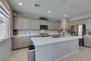 10439 Sadie Blake Ave, Las Vegas, NV 89166 - photo 2