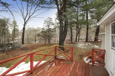 92 Thurlow St, Georgetown, MA 01833 - photo 7