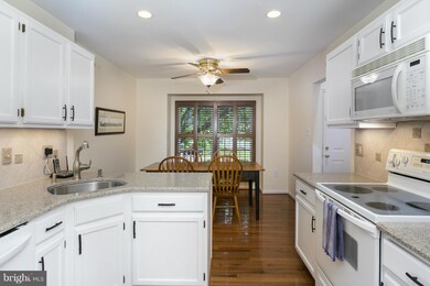 34 Tivoli Lake Ct, Silver Spring, MD 20906 - photo 7