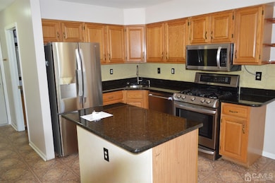 20 Heather Ct, Monmouth Junction, NJ 08852 - photo 6