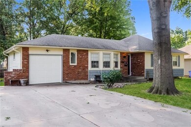 6809 Melrose Ln, Shawnee, KS 66203 - photo 2