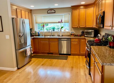 5 Jamesway Dr, Litchfield, NH 03052 - photo 7