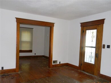 306 N Main St, Kirklin, IN 46050 - photo 5