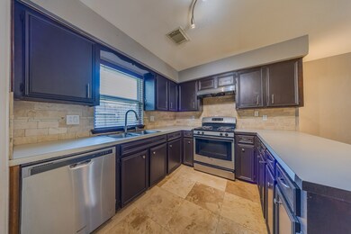 7807 Battlecreek Dr, Houston, TX 77040 - photo 4