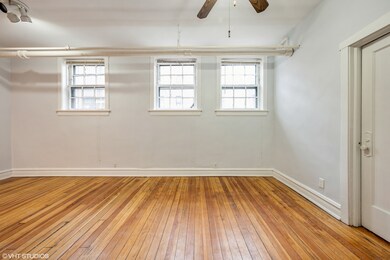 510 W Surf St unit B, Chicago, IL 60657 - photo 4