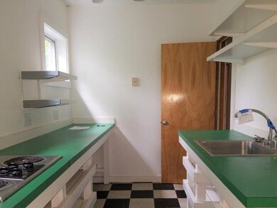 231-091535 Kitchen again