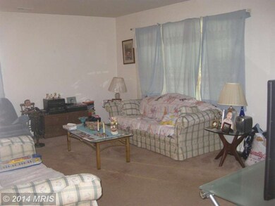 4909 55th Ave, Hyattsville, MD 20781 - photo 2