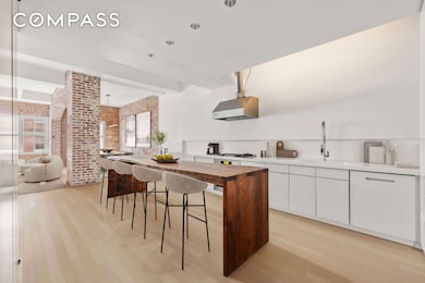 35 Vestry St unit 4, New York, NY 10013 - photo 5