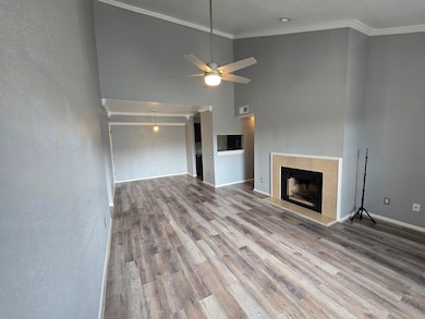 Living/dining combo