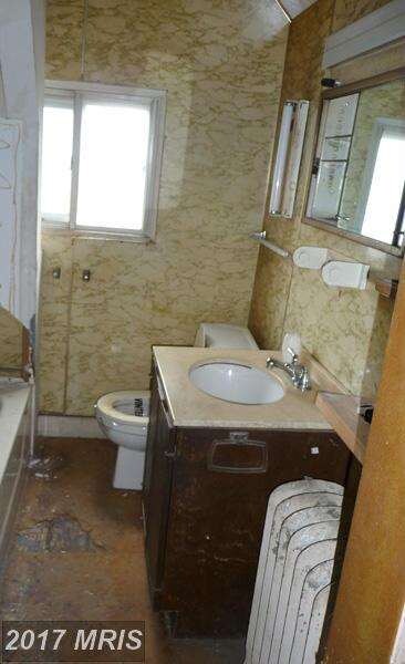 3328 Strickland St, Baltimore, MD 21229 - photo 4
