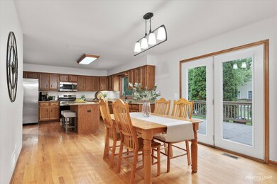 2708 Fairhauser Rd, Naperville, IL 60564 - photo 6