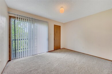 1212 Holik Dr unit D, College Station, TX 77840 - photo 5