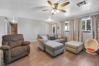 12 Mountain View Dr, Cache, OK 73527 - photo 4