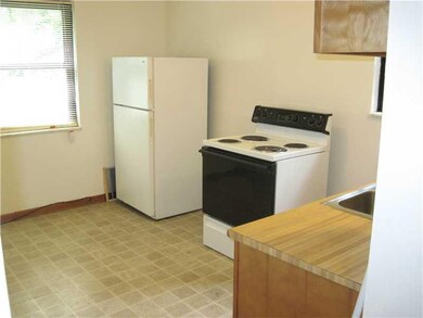 Kitchen. Fully equipped, eat in kitchens