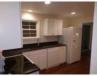 23 Lebanon St, Worcester, MA 01603 - photo 4