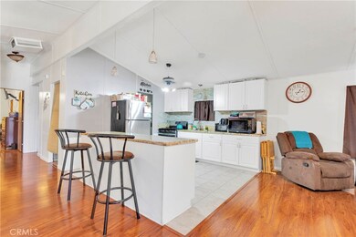 16369 Wimbleton Dr, Victorville, CA 92395 - photo 6