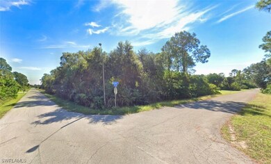 2004 E 7th St, Lehigh Acres, FL 33936 - photo 4