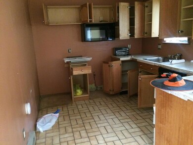 557 Bumble Bee Way, Tobyhanna, PA 18466 - photo 4