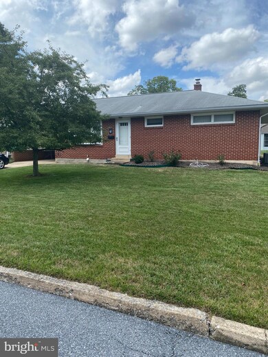 4510 Mell Dr, Harrisburg, PA 17111 - photo 3