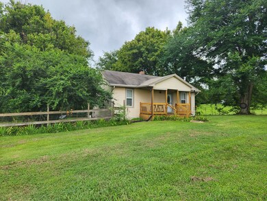 8290 Reynoldsburg Rd, Springville, TN 38256 - photo 2