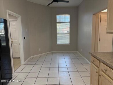 2462 Bentwater Dr W, Jacksonville, FL 32246 - photo 5