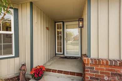 Main Entry Private from Street