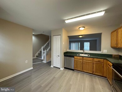 8 Ruddington Ct, Reisterstown, MD 21136 - photo 7