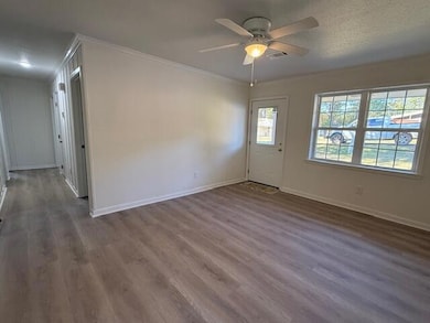 158 Hillcrest Cir, Louisville, MS 39339 - photo 4