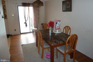 1316 Edgehill Rd, Darby, PA 19023 - photo 4