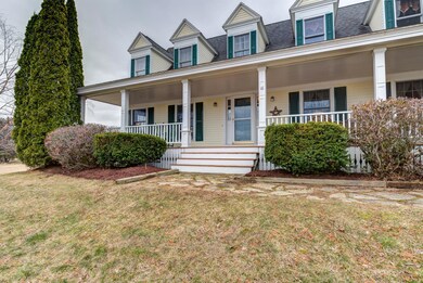 16 Rivers Edge Ln Saco ME-large-004-004-
