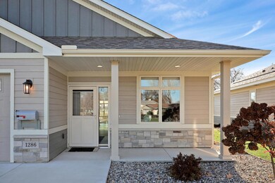 1286 Jefferson Ct, Shakopee, MN 55379 - photo 5