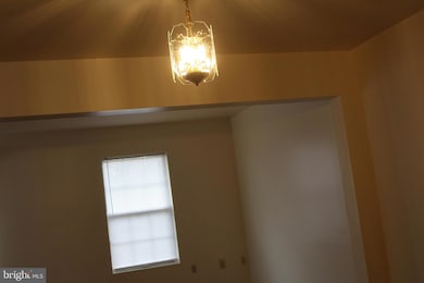 1316 Dillon Ct, Capitol Heights, MD 20743 - photo 3