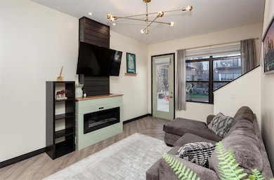 400 E Locust St unit 102, Des Moines, IA 50309 - photo 4