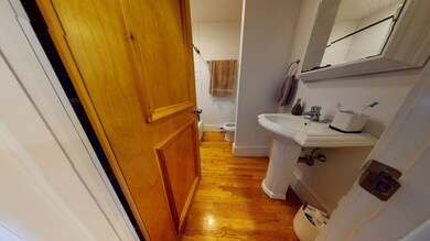 484 Commercial St unit 4, Boston, MA 02109 - photo 7